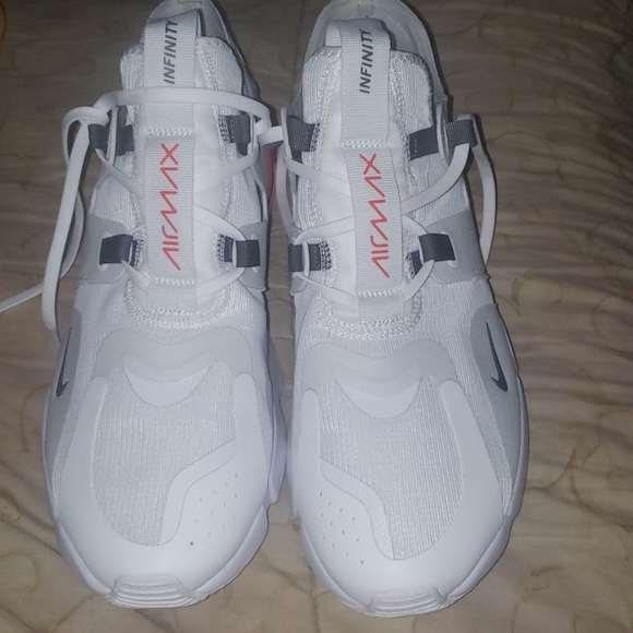nike air max infinity men's shoes
